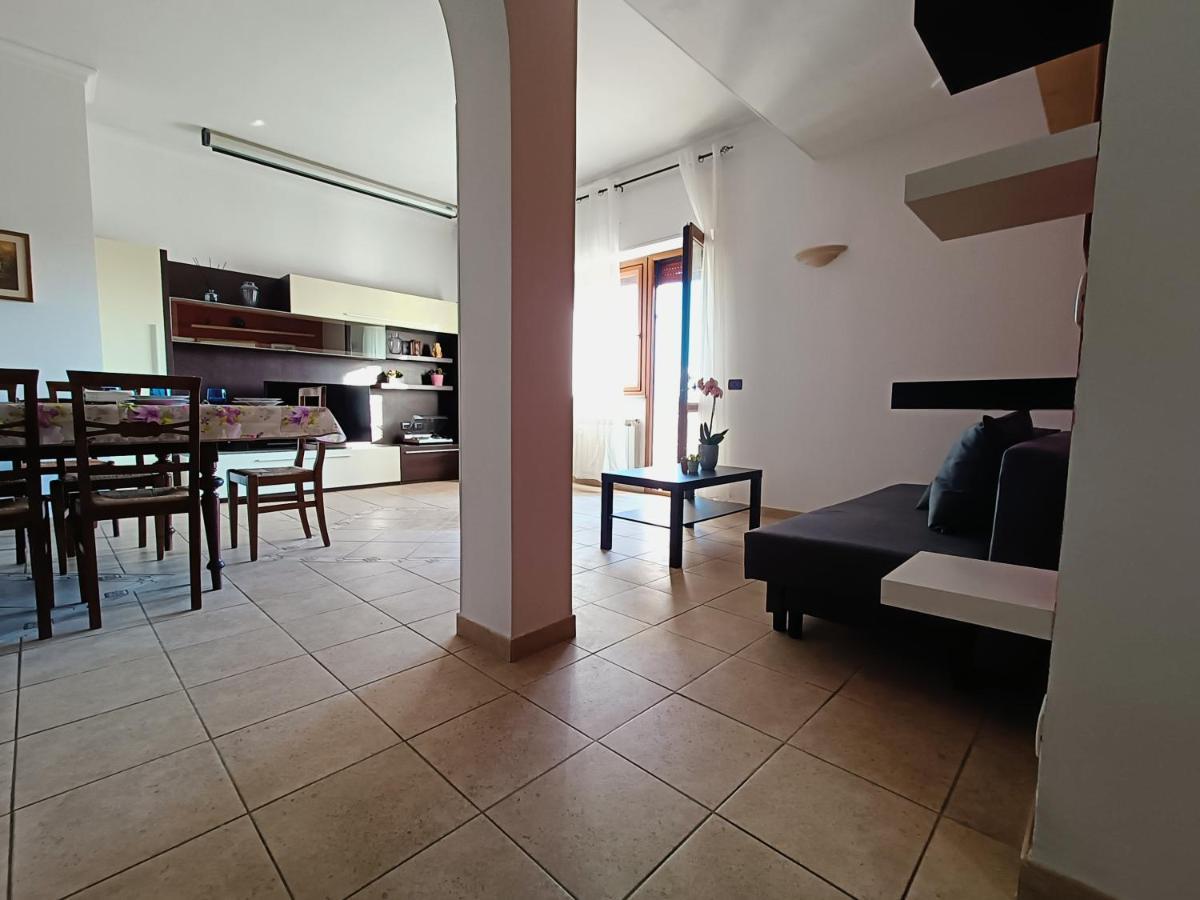 Avellini - Delightful And Spacious Apartment With Terrace - Near Metro A Cornelia Rome Exterior photo